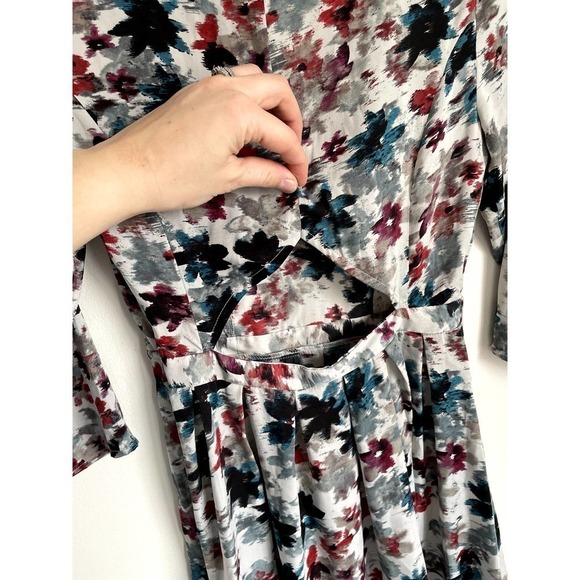 JACK Dress with open on back size 0 - Picture 6 of 8